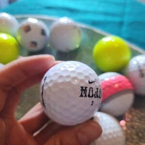 TaylorMade and Nike Golf Balls (10)